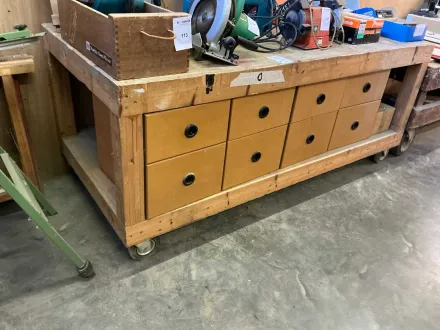 Mobile Arbeitstische (2x) – RESALE