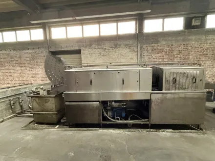 Mohn KW-1800 Behälter-Waschanlage mit Gebläse – RESALE