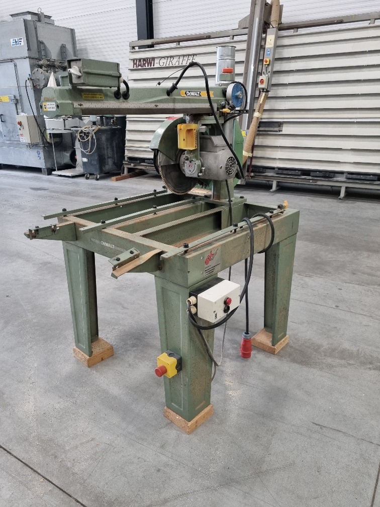 Dewalt 1600 Kappsägen