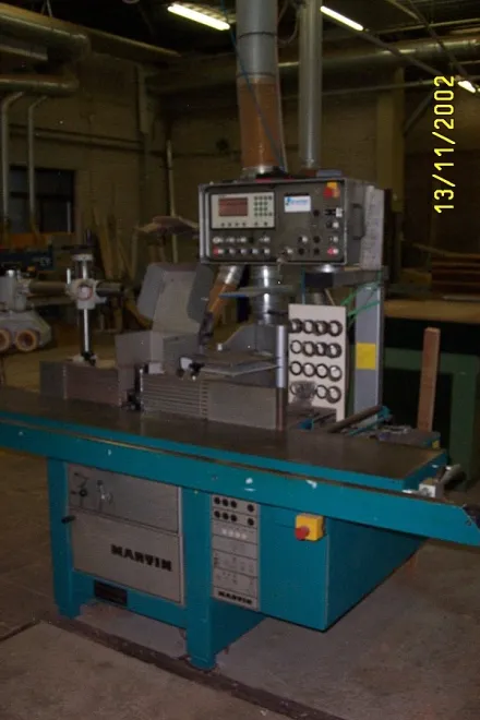 Martin T25 Schwenkspindelfräsen – RESALE