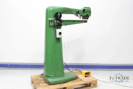 Polygraph 781/1L50 FR Langarm-Drahtheftmaschine / Long arm Wire Stitchin – RESALE