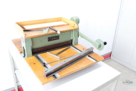 Foellmer EX Nut - Perforiermaschine / Creasing - Perforation m – RESALE