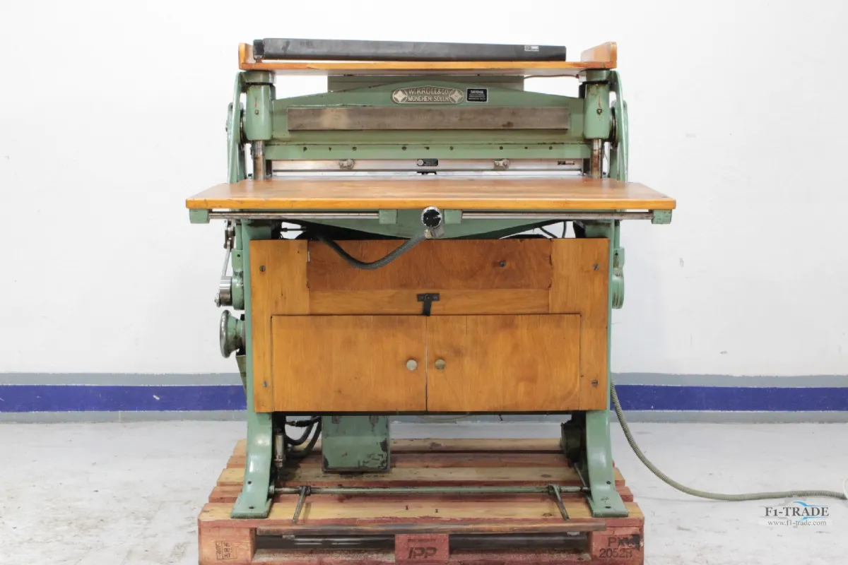 W. Kroll Gartenberg K 90 Perforiertion - Creasing Machine
