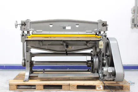 Polygraph BN 135 Stauchmaschine - Cardboard Grooving – RESALE