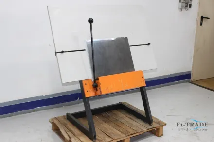 Bacher 2048 Palttenstanze / Plate Punch – RESALE
