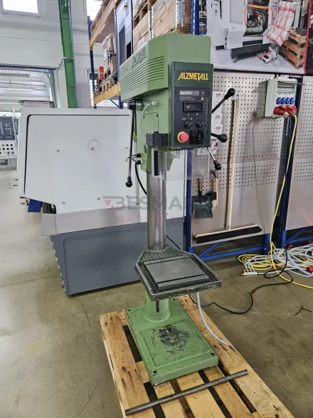 Alzmetall AX3SV Säulenbohrmaschine – RESALE