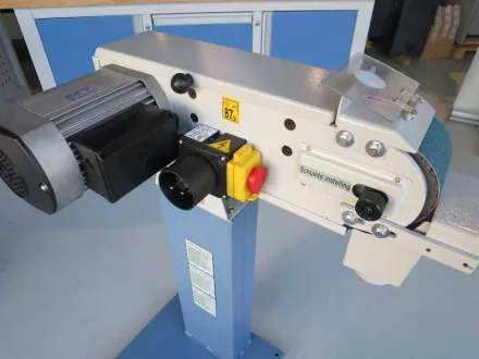 HBM 100 X 1220 Bandschleifmaschine – RESALE