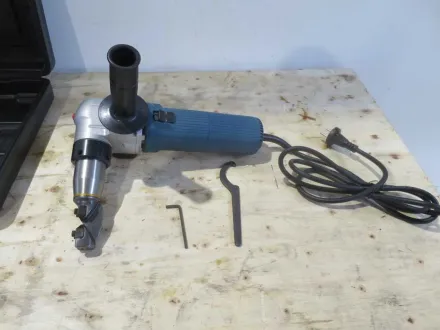 HBM 4 / 2,5 Blechnibbler – RESALE