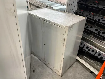Schrank – RESALE