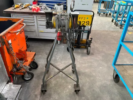 mobile Schleif- und Entgratmaschine – RESALE