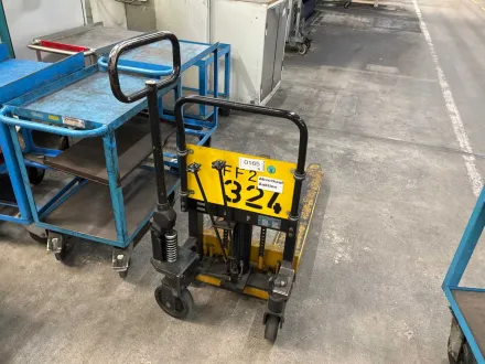 1992 PFAFF SILBERBAU 45290000 Hydraulischer Handgabelhubwagen – RESALE