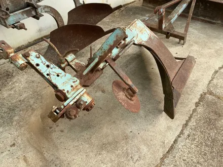 Pflug – RESALE