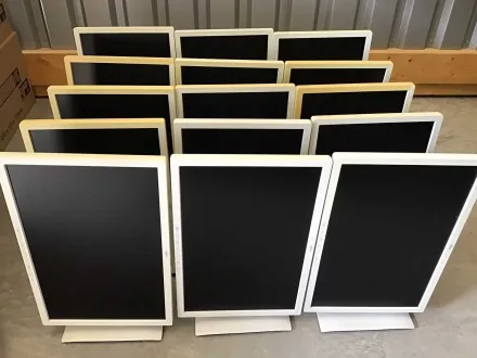 FUJITSU - B24W-6 - Monitor (15x) – RESALE