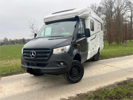HYMER Fahrgestell Mercedes-Benz Sprinter 4X4 MLT 580 4X4 Wohnmobil / Motorrad Rhône Wohnmobil – RESALE