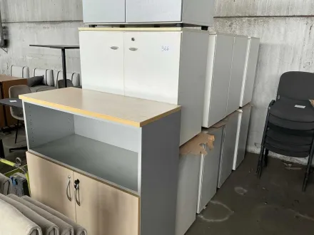 Büromöbel (10x) – RESALE