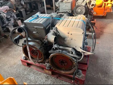2x Deutz - D2011 Motor D 2011 Engine Deutz 4 Zylinder - Diesel Engine – RESALE