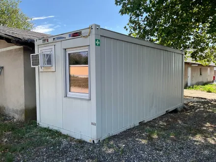 Containex Büro und Sanitär Container – RESALE