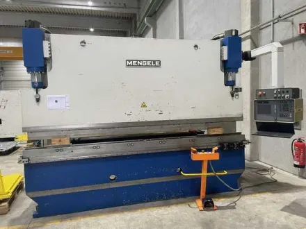 1999 - Mengele - HB130-3 - CNC-Abkantpresse – RESALE