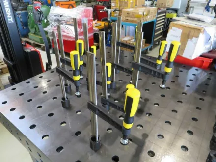 WMT SCHRAUBZWINGEN 28ER Schweißtisch-Zubehör – RESALE