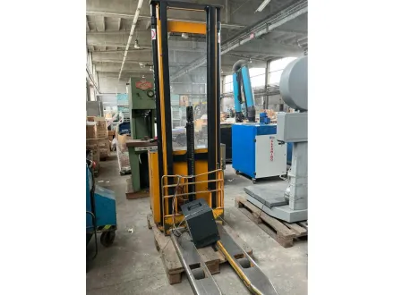 Carr effe Elektrogabelstapler – RESALE
