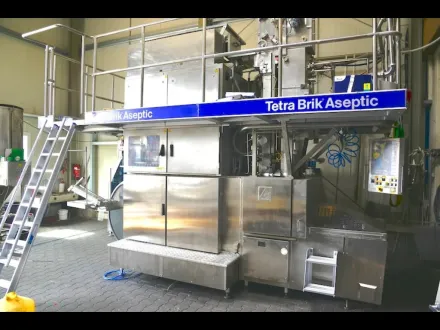 Tetra Pak® TBA 19 V10 Used Tetra Pak TBA 19 200ML Slim Filling machine – RESALE