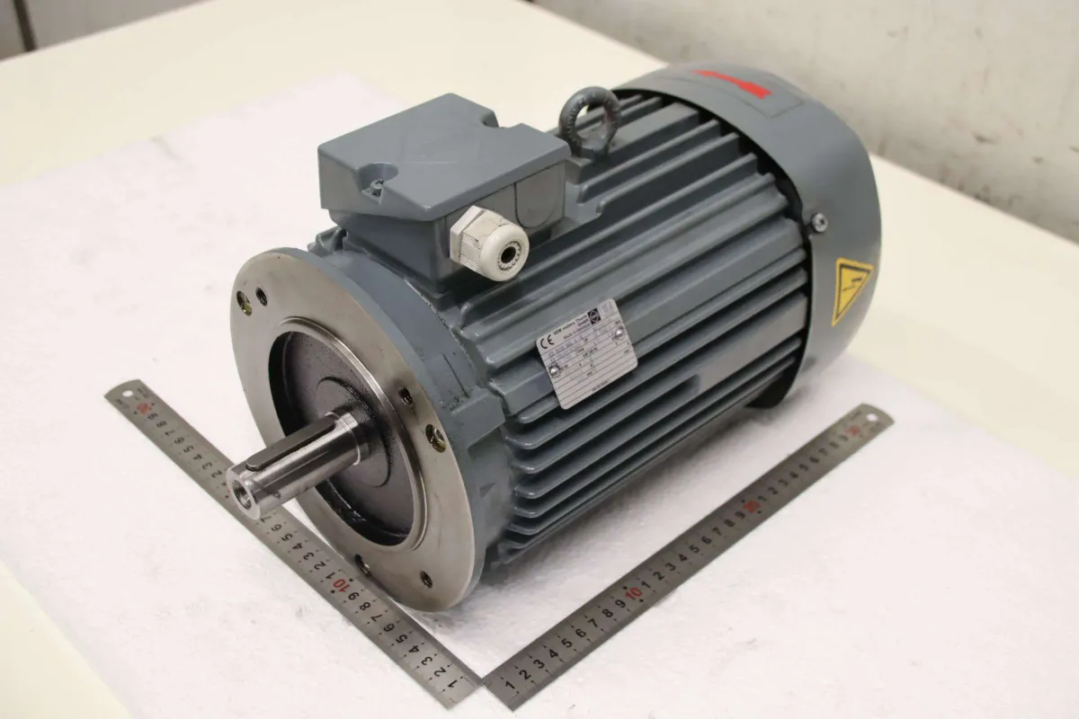 VEM IE2-WE1R 100L 4 H Elektromotor 2,2 kW 1455 U/min