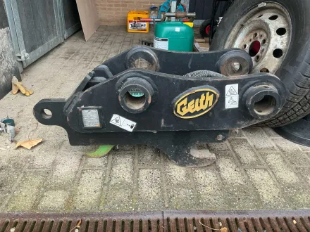 2017 Geith Hydraulik-Schnellkoppel und Baggerschaufel – RESALE