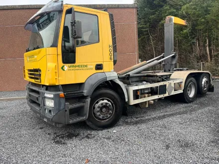 2004 IVECO Stralis Container-LKW – RESALE