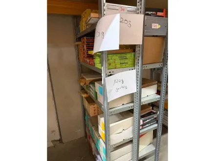 Lagerregal ohne Inhalt – RESALE