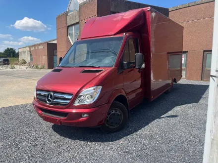 2011 Mercedes-Benz Sprinter Lastwagen mit großem Volumen – RESALE