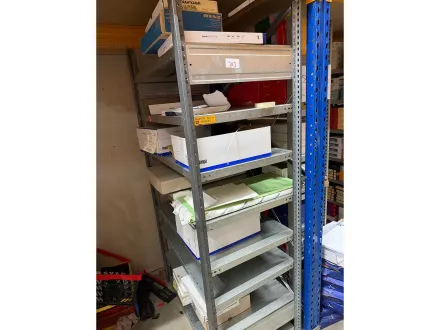Lagerregal ohne Inhalt – RESALE