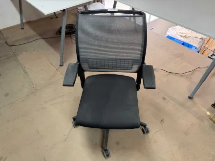 Büro - König und Neurath Schreibtischstuhl – RESALE