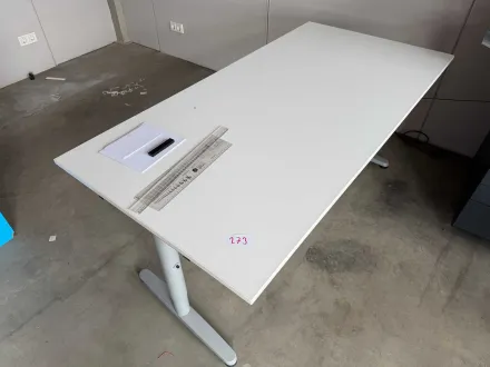 Büro - Schreibtisch – RESALE