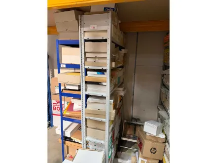 Lagerregal ohne Inhalt – RESALE