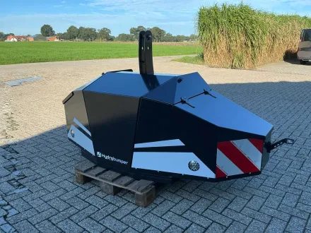2025 Hydrobumper HB Frontlader und Zubehör – RESALE