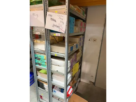 Lagerregal ohne Inhalt – RESALE