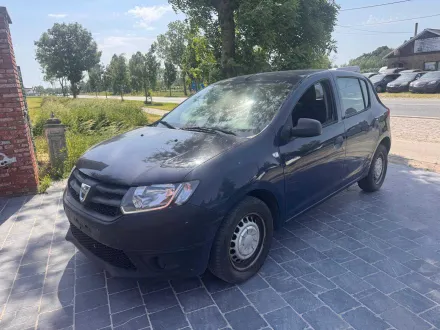 2015 Dacia Sandero – RESALE