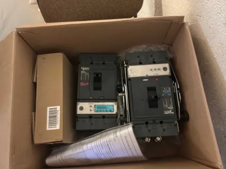 SCHNEIDER ELECTRIC – Kompakter NSX400H – Geformte Box-Leistungsschalter – RESALE