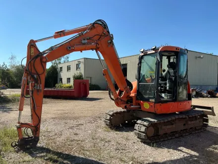 2016 Komatsu 2016 PC80MR-3 – Radbagger – RESALE