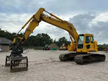 2012 Komatsu PC228USLC-8 Krabbenbagger – RESALE