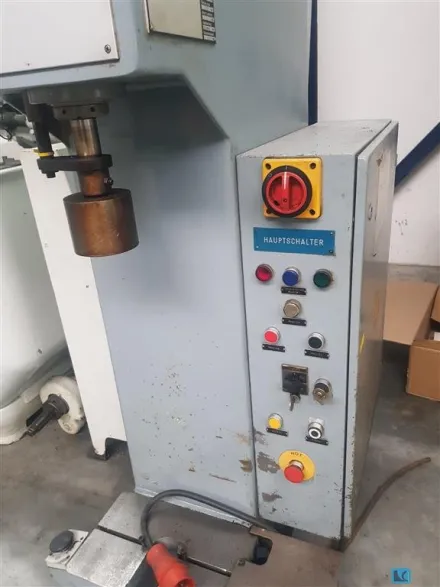 Dunkes HZT 2,5 Einständerpresse - Hydraulisch – RESALE