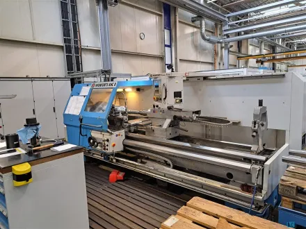 Monforts KNC 8 x 3000 Drehmaschine - zyklengesteuert – RESALE