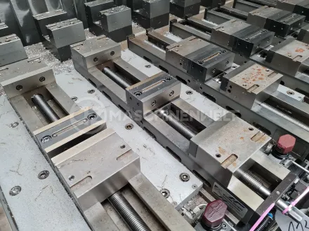 Kohn MFS 125-680 Hydraulikschraubstöcke – RESALE