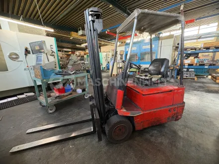 Linde E 15 electric forklift trucks – RESALE