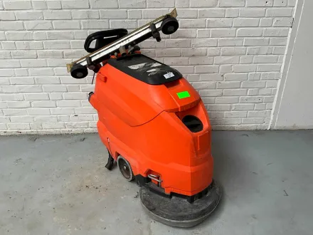 Kärcher BD50/50C Bp Akku-Scheuersaugmaschine – RESALE