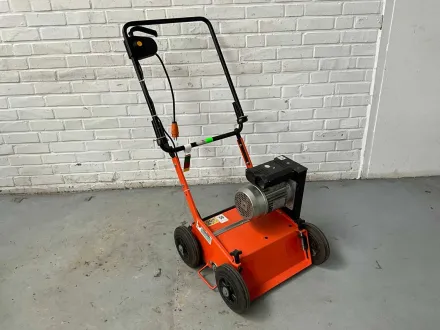 2014 Eliet E401 VM Vertikutierer – RESALE