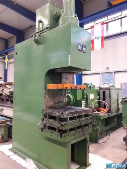 Wema Zeulenroda PYE160/S/1M Einständerpresse - Hydraulisch – RESALE