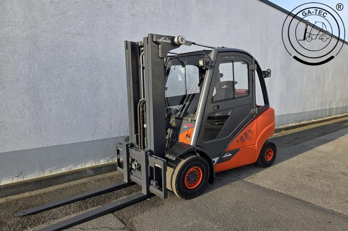 Linde H30T Treibgasstapler