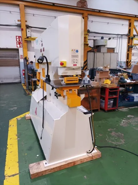 Geka Bendicrop 130 SD Profilstahlschere – RESALE