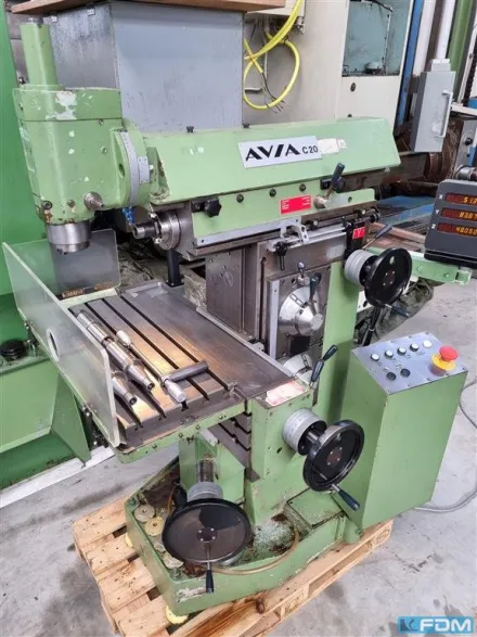 Avia C20 Werkzeugfräsmaschine - Universal – RESALE